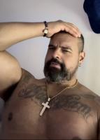 687716981: Chico busca chica en Barcelona