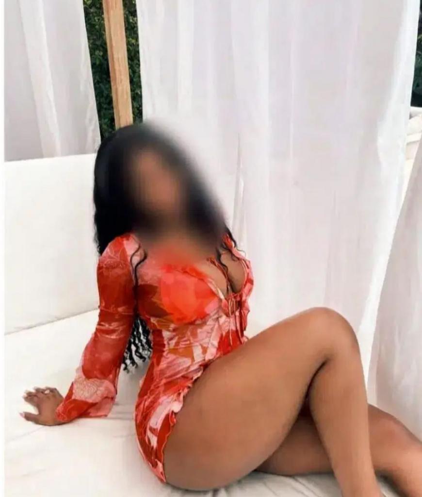 Chica busca chico en Lugo: 