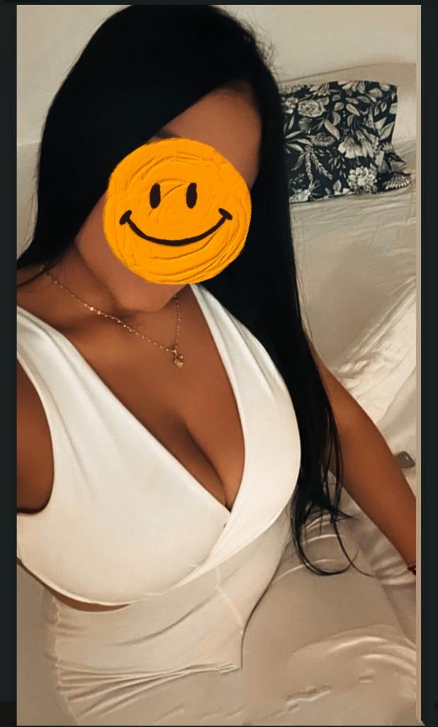 Chica busca chico en Almería: 
