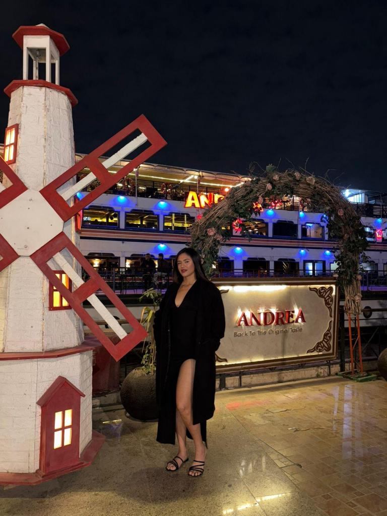 Chica busca chico en Sevilla: 