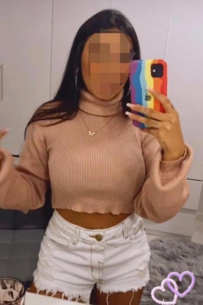 695656866: Chica busca chico en Lugo