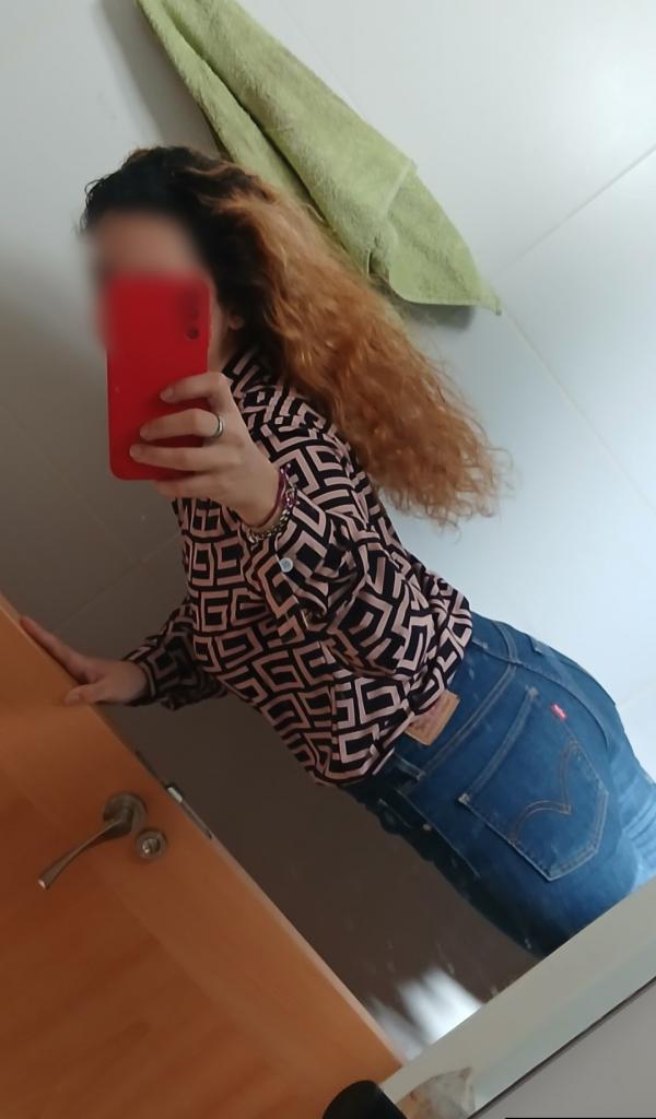 Chica busca chico en Almería: 