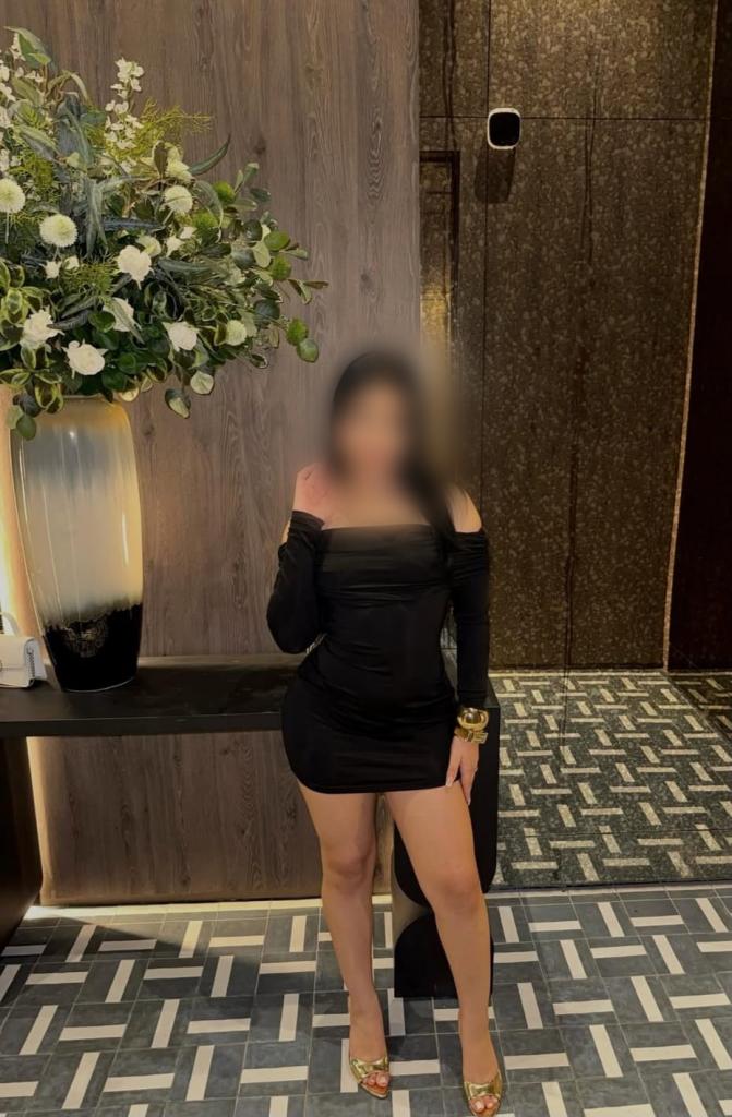 Chica busca chico en Huelva: 