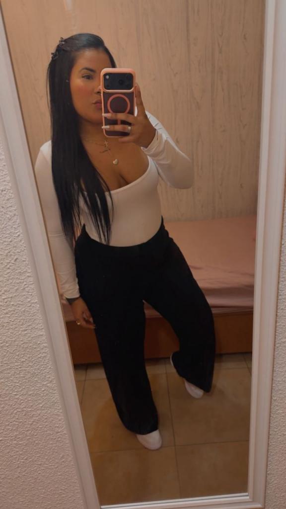 Chica busca chico en Barcelona: 