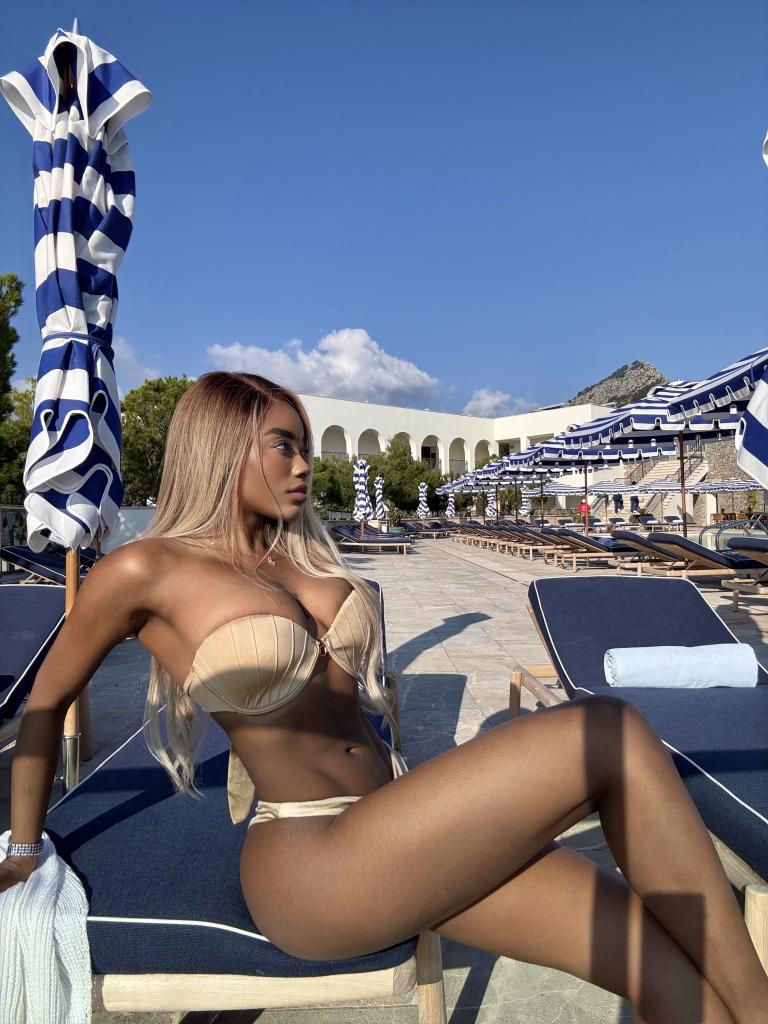 670845989: Chica busca chico en Mallorca