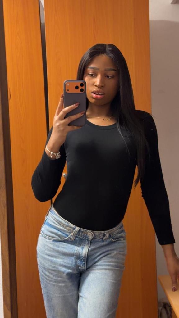 647151270: Transexual en Valencia