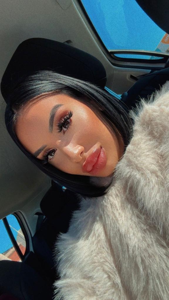 Chica busca chico en Cádiz: 