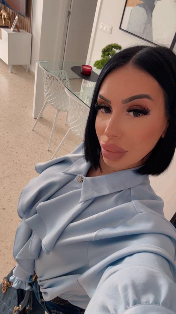 Chica busca chico en Cádiz: Chica busca chico