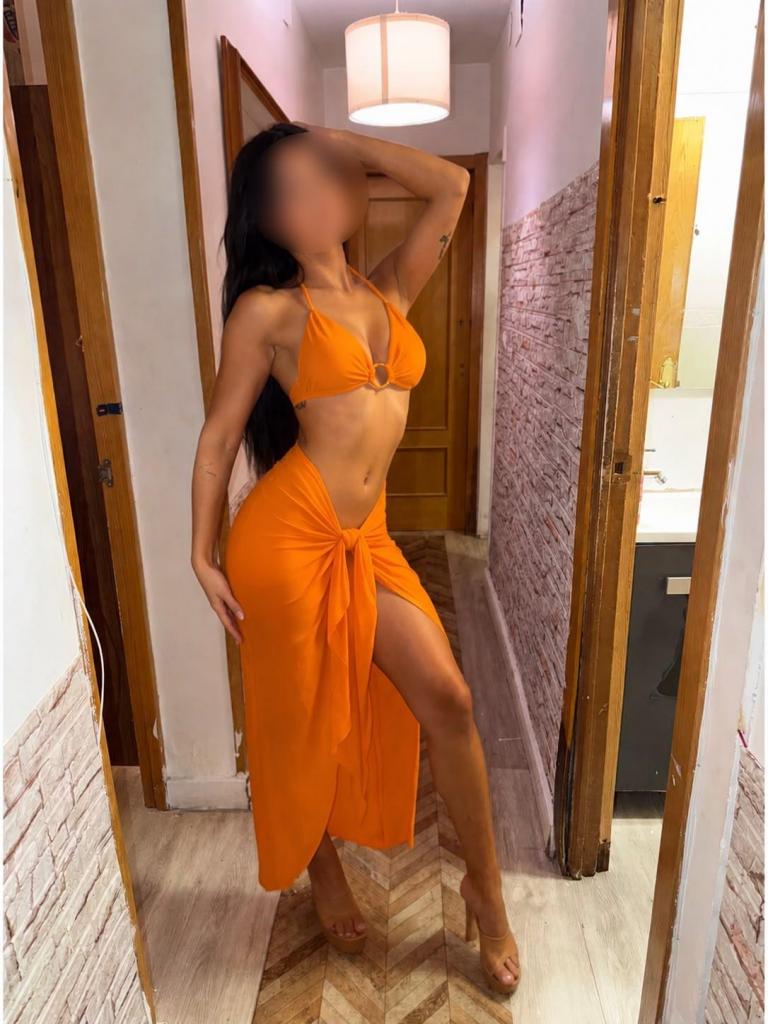 614962244: Chica busca chico en Madrid