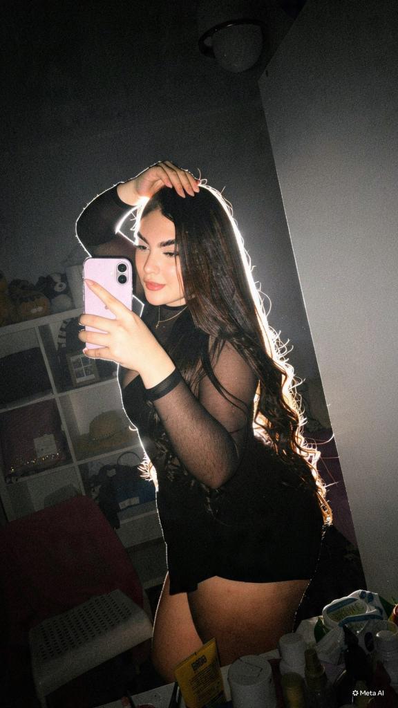630387641: Chica busca chico en Murcia