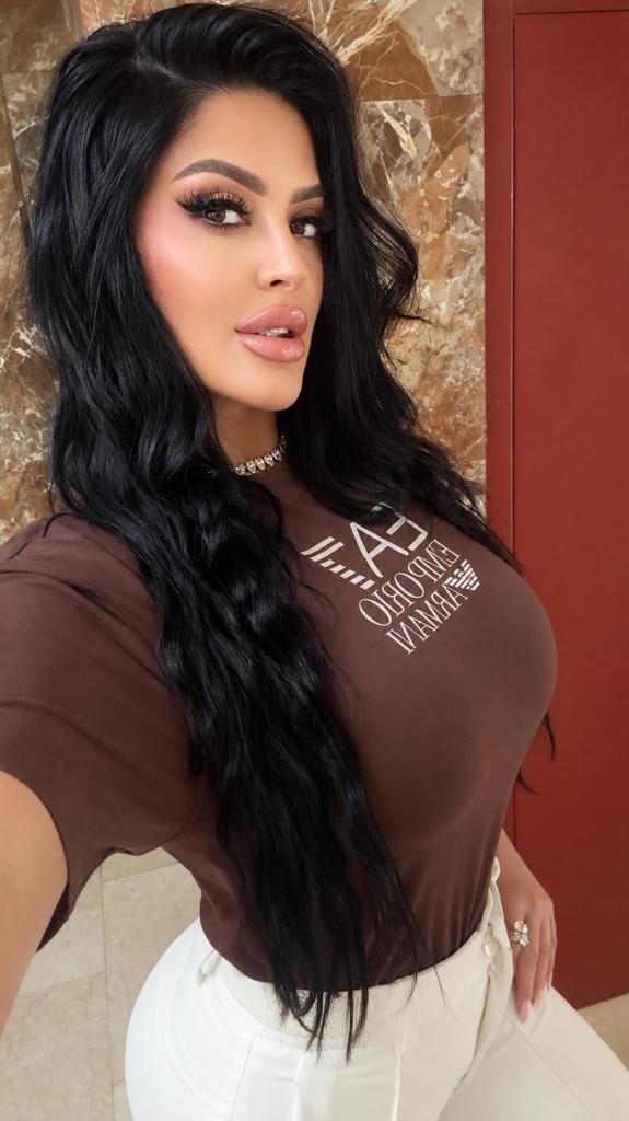 Chica busca chico en Granada: 