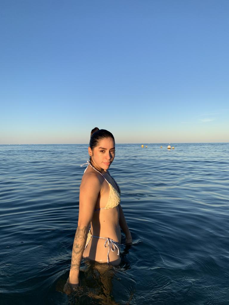 693249590: Chica busca chico en Valencia