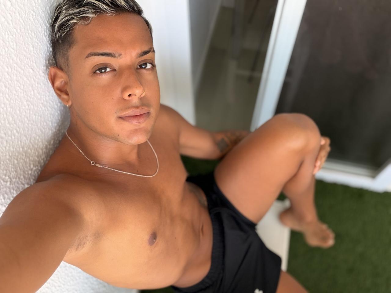Chico busca chica en Tenerife: 