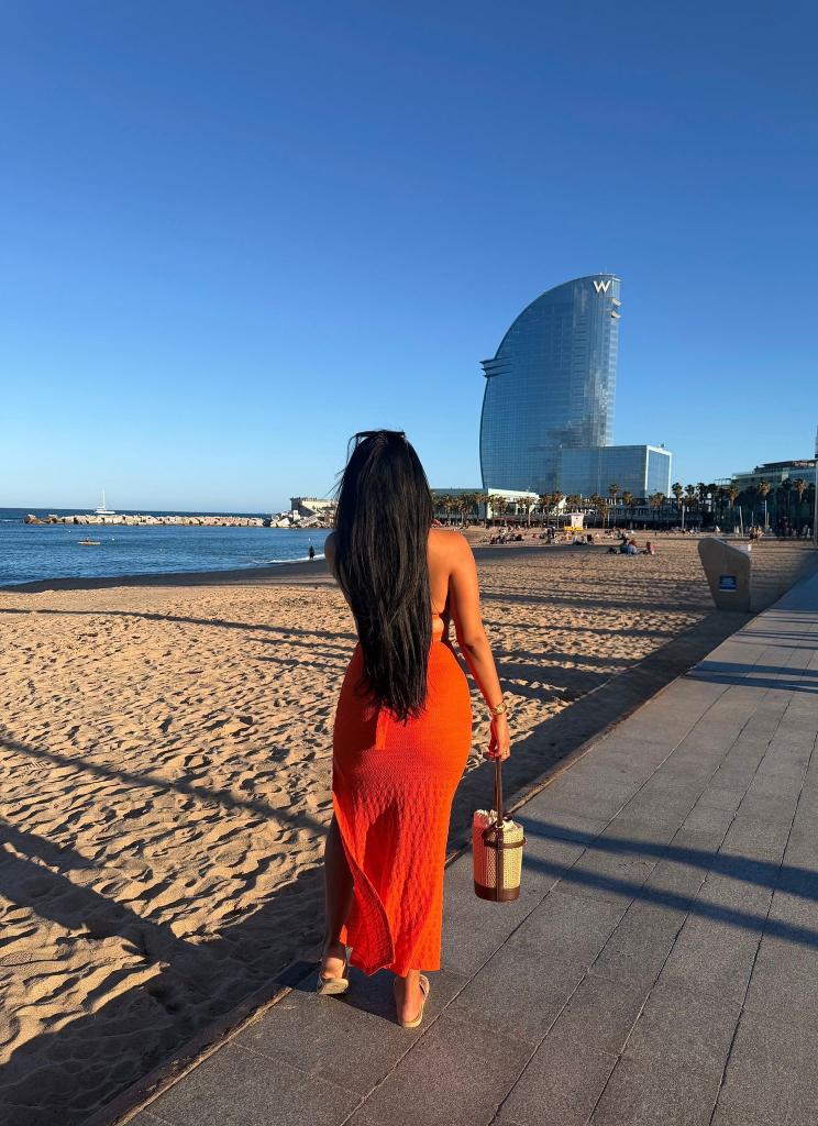 610229108: Chica busca chico en Mallorca