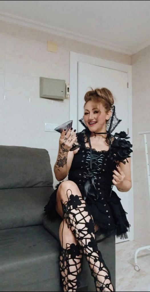 Chica busca chico en Alicante: 