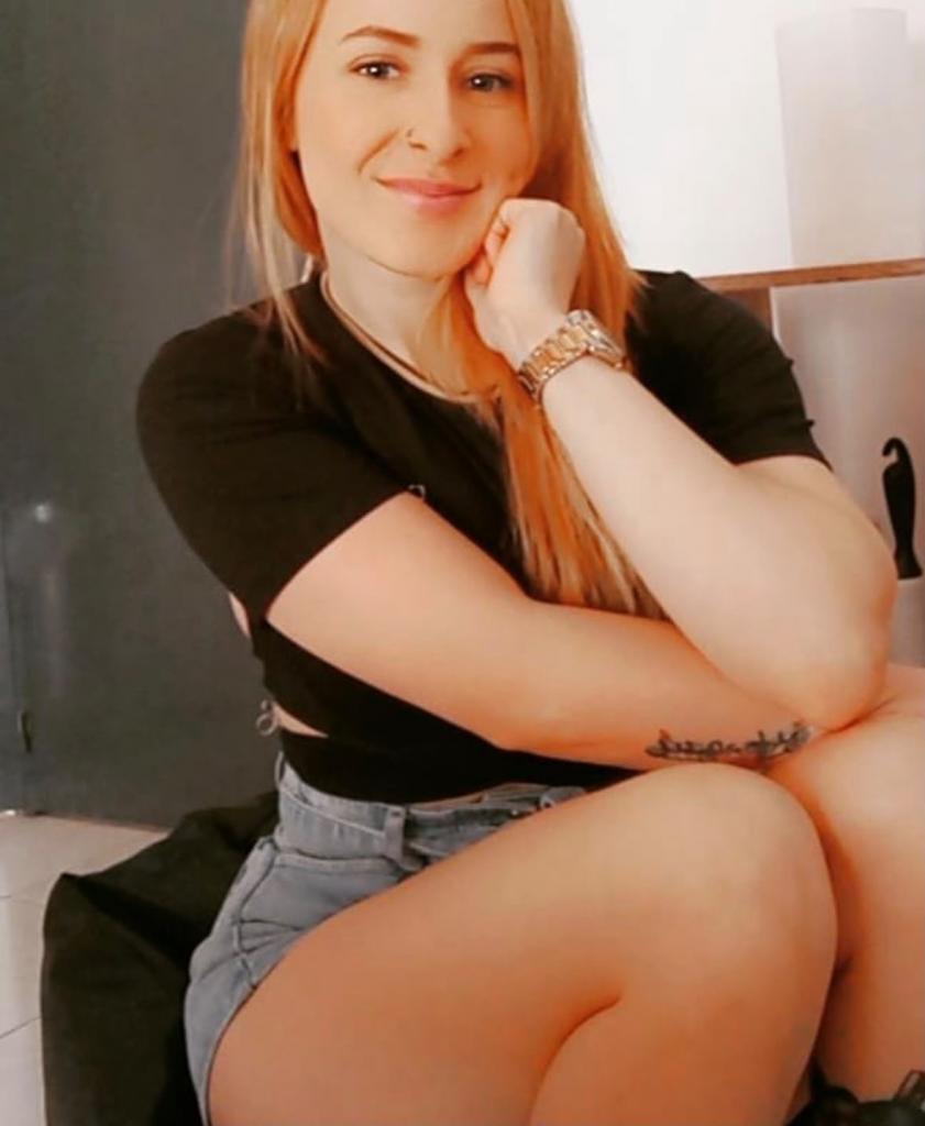 603944191: Chica busca chico en Almería