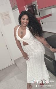 630387641: Chica busca chico en Murcia