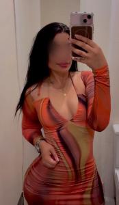 614026845: Chica busca chico en Pontevedra