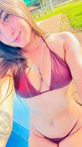 678553045: Chica busca chico en Gerona