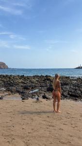 613469379: Chica busca chico en Tenerife