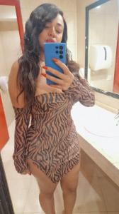 613714367: Chica busca chico en Barcelona