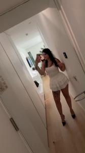 617492072: Chica busca chico en Barcelona