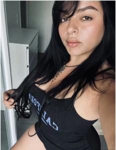 677680640: Chica busca chico en Murcia