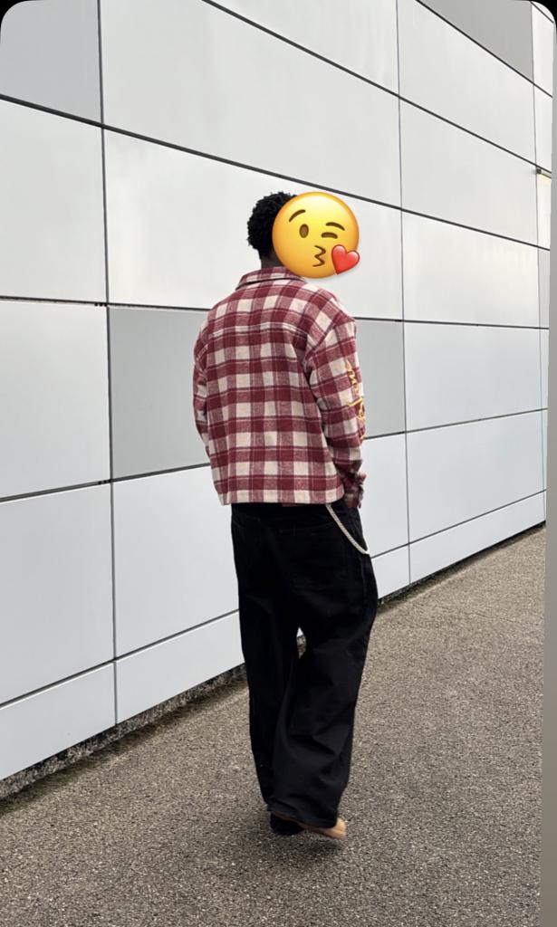 677278838: Chico busca chica en Murcia