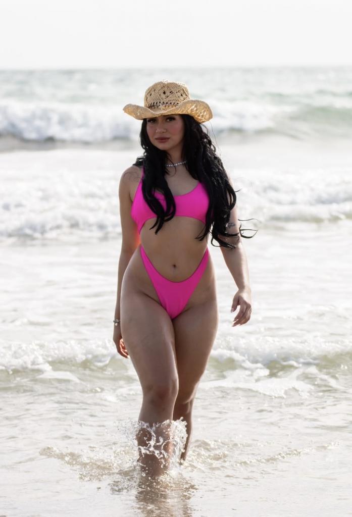 618931108: Chica busca chico en Murcia