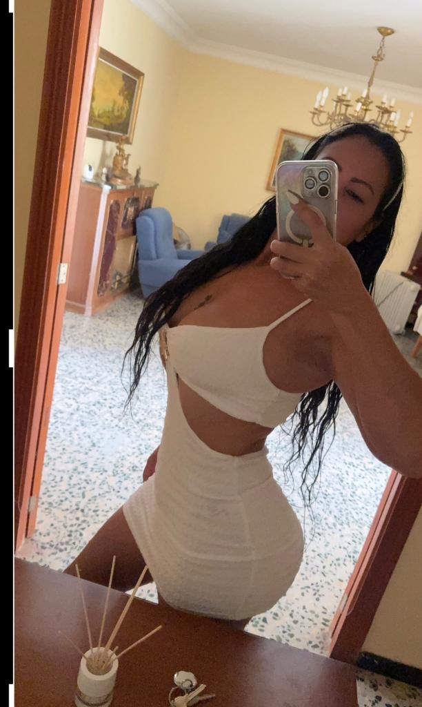 672176595: Chica busca chico en Mallorca