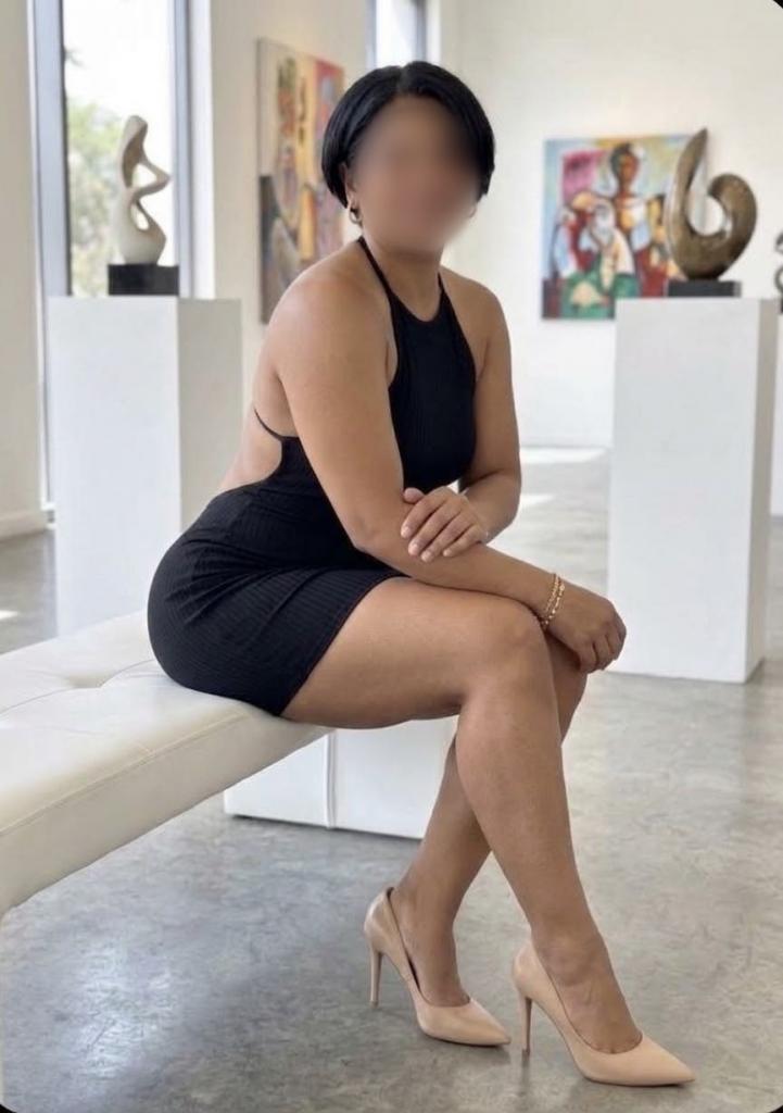 641457477: Chica busca chico en Murcia