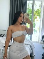 617492072: Chica busca chico en Barcelona