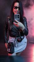 643834767: Chica busca chico en León