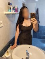 665777381: Chica busca chico en Barcelona