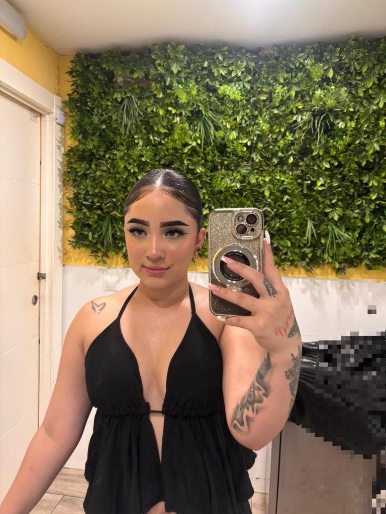 667795044: Chica busca chico en Málaga