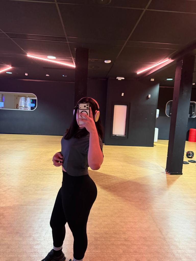 Chica busca chico en Tenerife: 