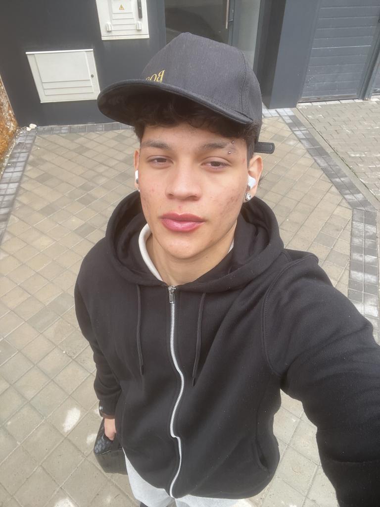 Chico busca chica en Madrid: 