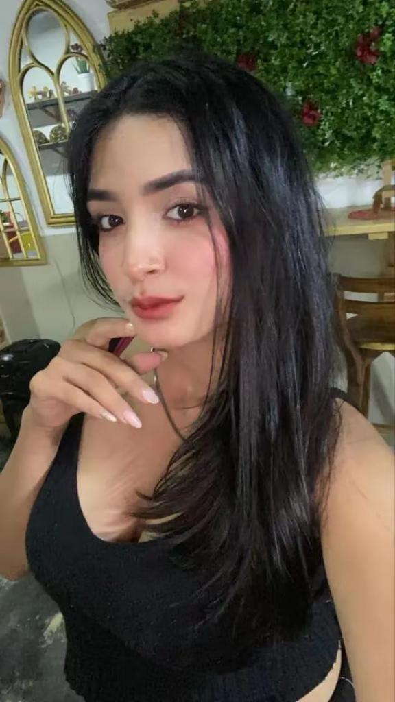 Chica busca chico en Murcia: 