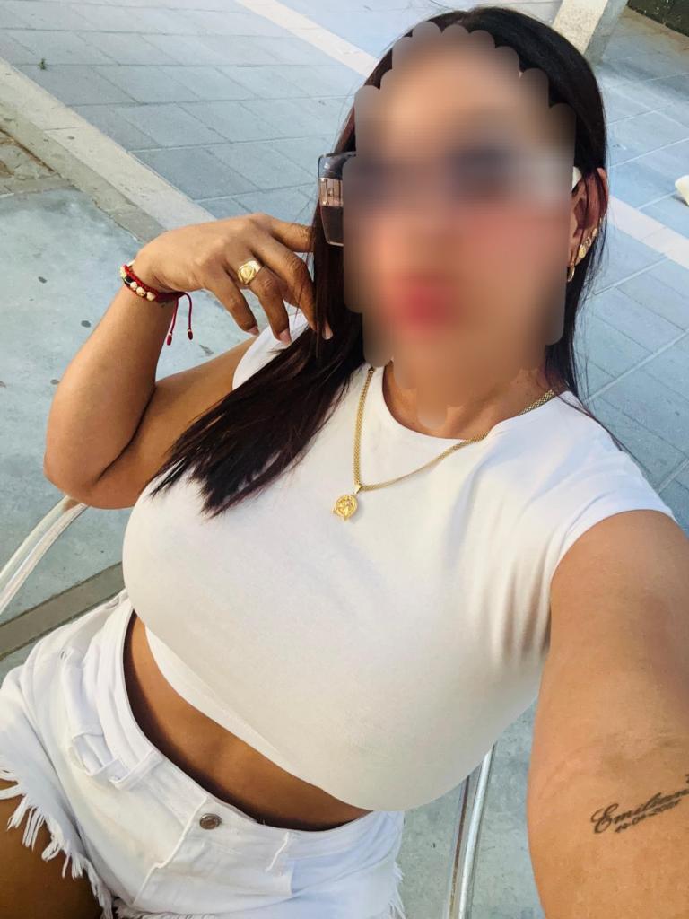 Chica busca chico en Ceuta: 