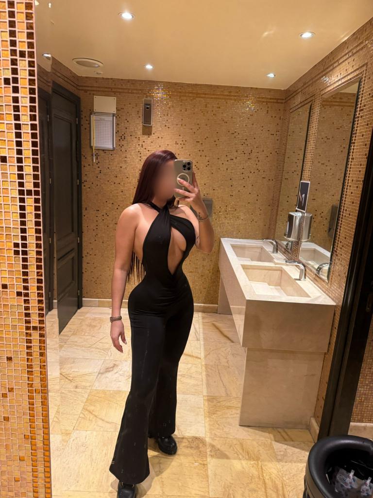 Chica busca chico en Ibiza: 