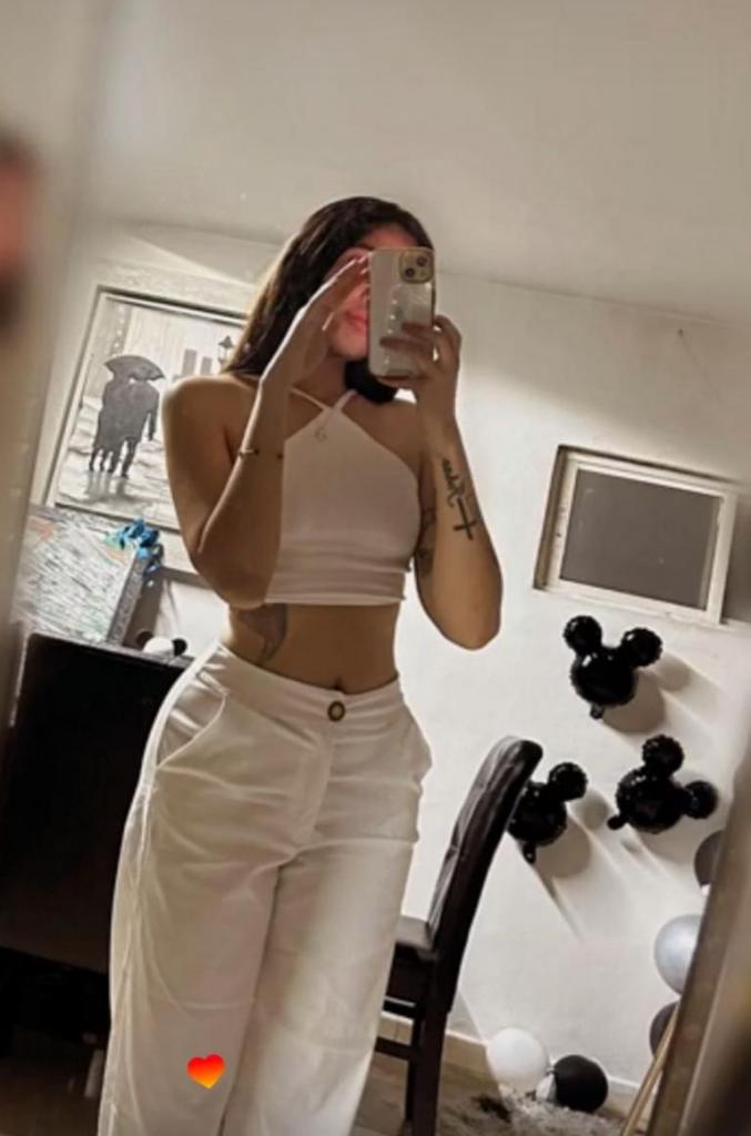 Chica busca chico en Almería: 