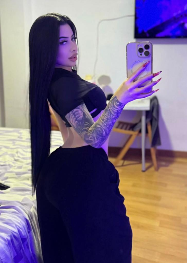 Chica busca chico en Granada: 