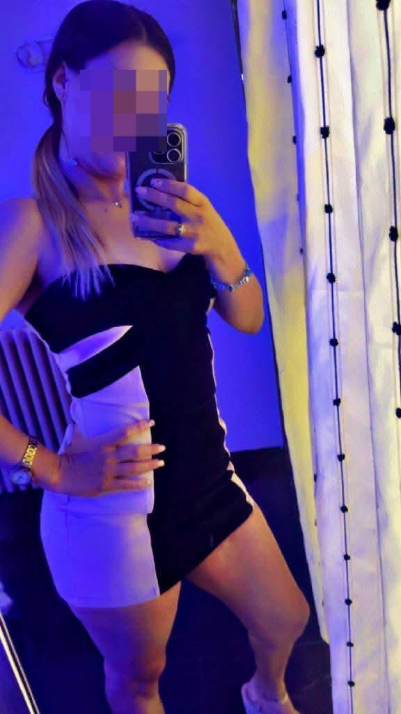 Chica busca chico en Huesca: 