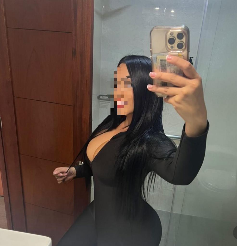 Chica busca chico en Huesca: 