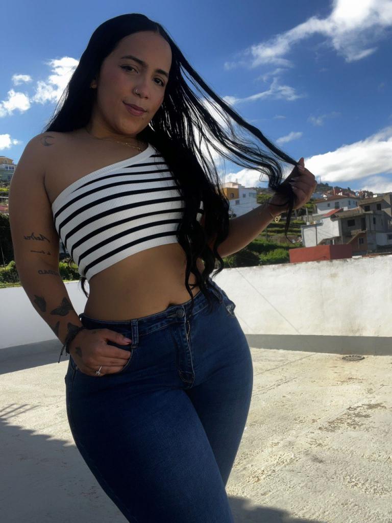 Chica busca chico en Málaga: Chica busca chico
