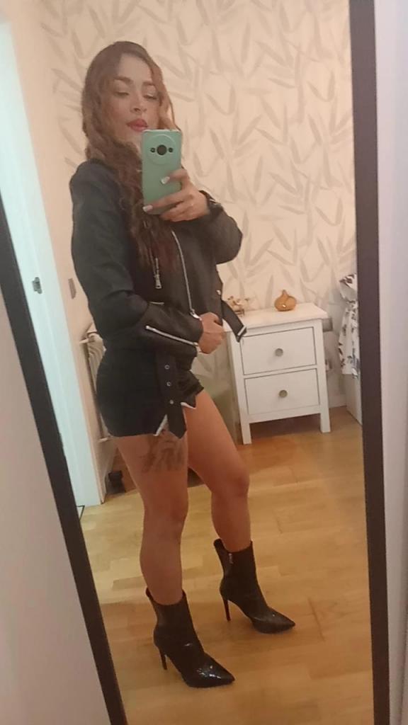 Chica busca chico en Murcia: 