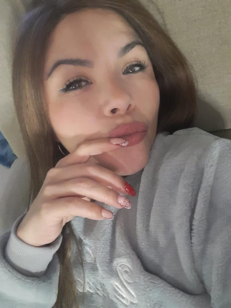 Chica busca chico en Almería: 