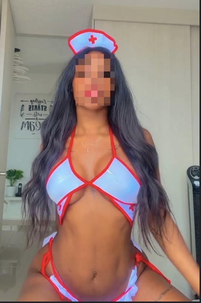 Chica busca chico en Las Palmas: Chica busca chico