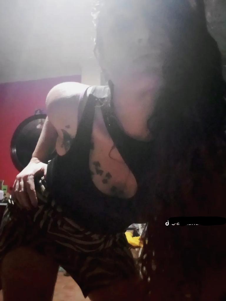 Chica busca chico en Alicante: 