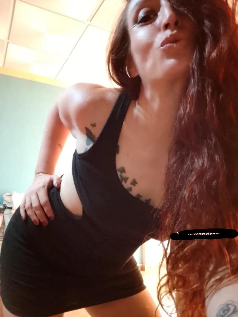 Chica busca chico en Alicante: 